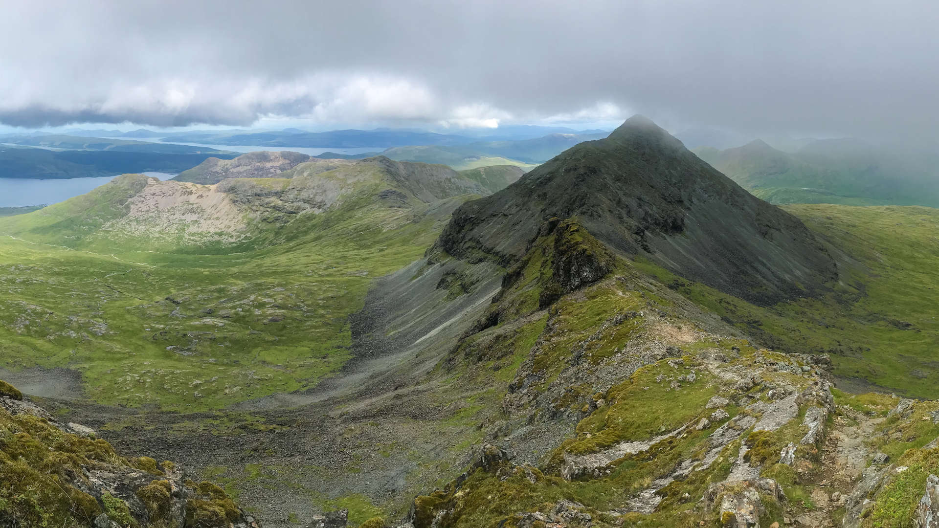 Looking over A'Choich from Ben More